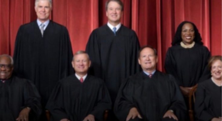 U.S. Supreme Court building during ruling on Florida SB 4-C immigration law challenge
