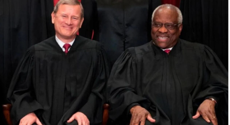 Supreme Court Rules on Asylum Review Standard in Key Immigration Case